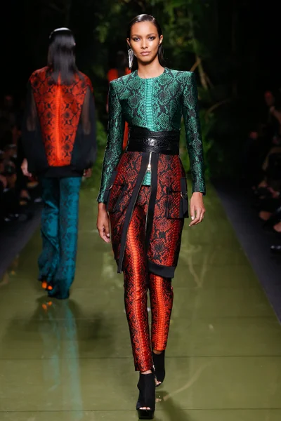 Look 28